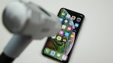 全新最高配iPhone XS Max 锤子+刀具抗击打暴力测试 - 虐机狂魔